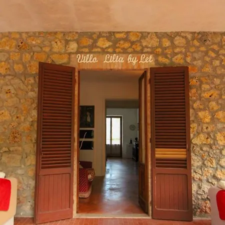 Bed & Breakfast Lilia By Let Siena