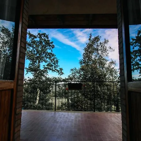 Lilia By Let Bed & Breakfast