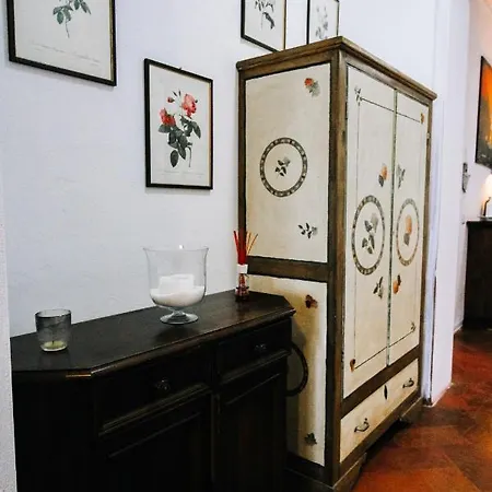 Lilia By Let Bed & Breakfast