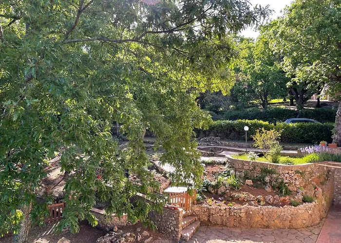 Lilia By Let לינה וארוחת בוקר