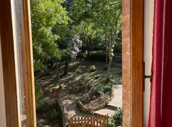 Lilia By Let Bed & Breakfast