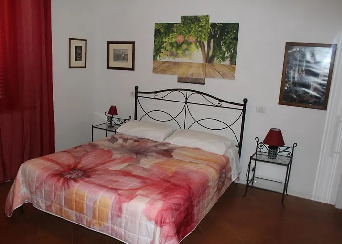 Lilia By Let Bed & Breakfast Siena