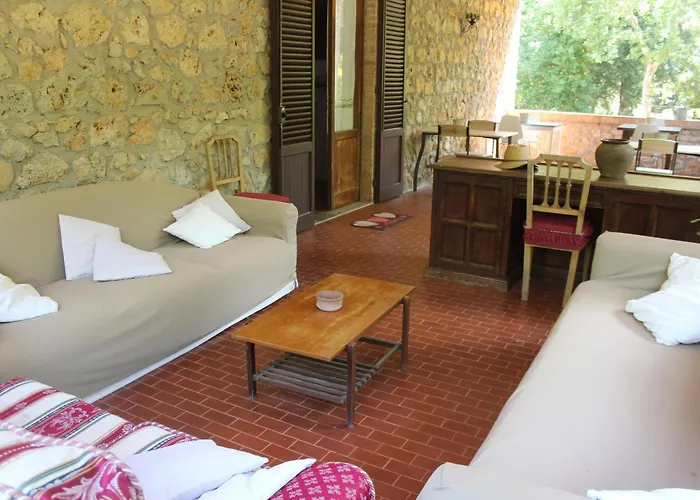 Lilia By Let Bed & Breakfast 4*