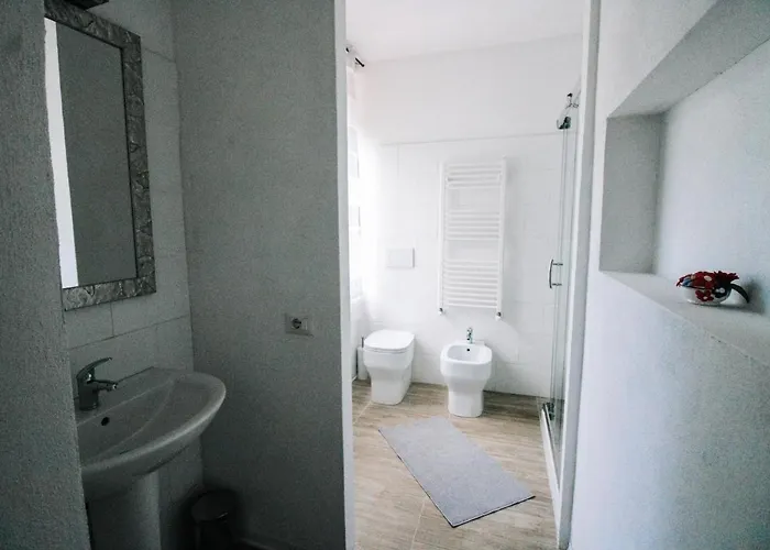 Lilia By Let Bed & Breakfast 4*