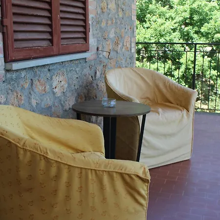 Lilia By Let Bed & Breakfast 4*