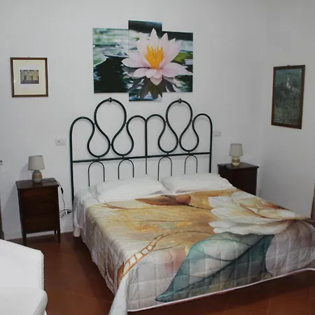 Lilia By Let Bed & Breakfast Siena