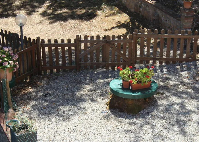 Bed & Breakfast Lilia By Let Siena